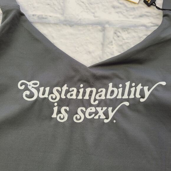 Vitamin A Leah Grey One-Piece Sustainability Is Sexy Swimsuit size Medium (8) - Picture 7 of 14